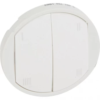 Лицевая панель LEGRAND для Кат. № 0 672 40 белый