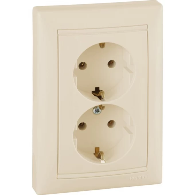 Розетка LEGRAND Valena 16А IP20 2P+E слоновая кость 695616 Розетка LEGRAND Valena 16А IP20 2P+E слоновая кость 695616