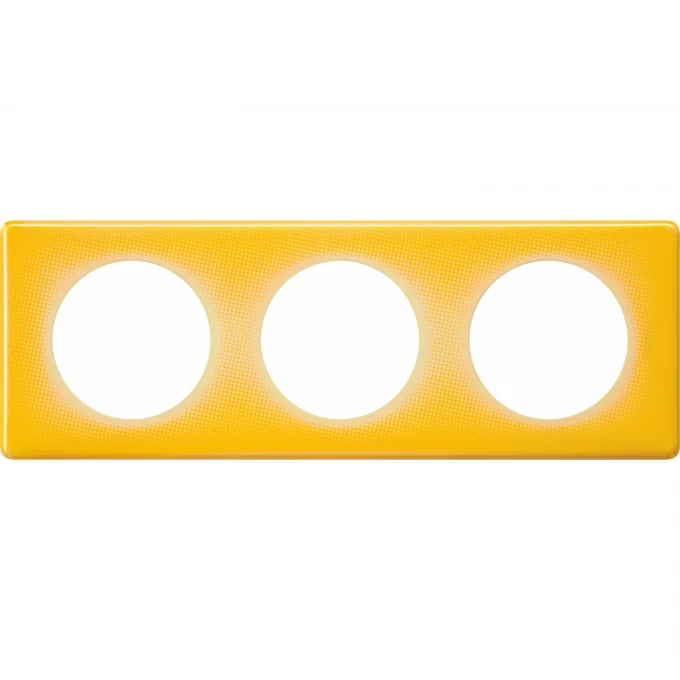 Рамка LEGRAND Celiane 3 поста Песочный муар 066673 Рамка LEGRAND Celiane 3 поста Песочный муар 066673